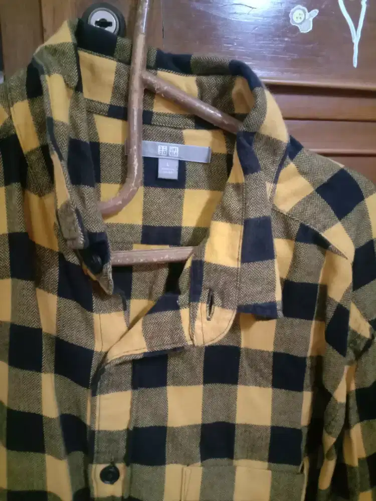 Kemeja uniqlo size L