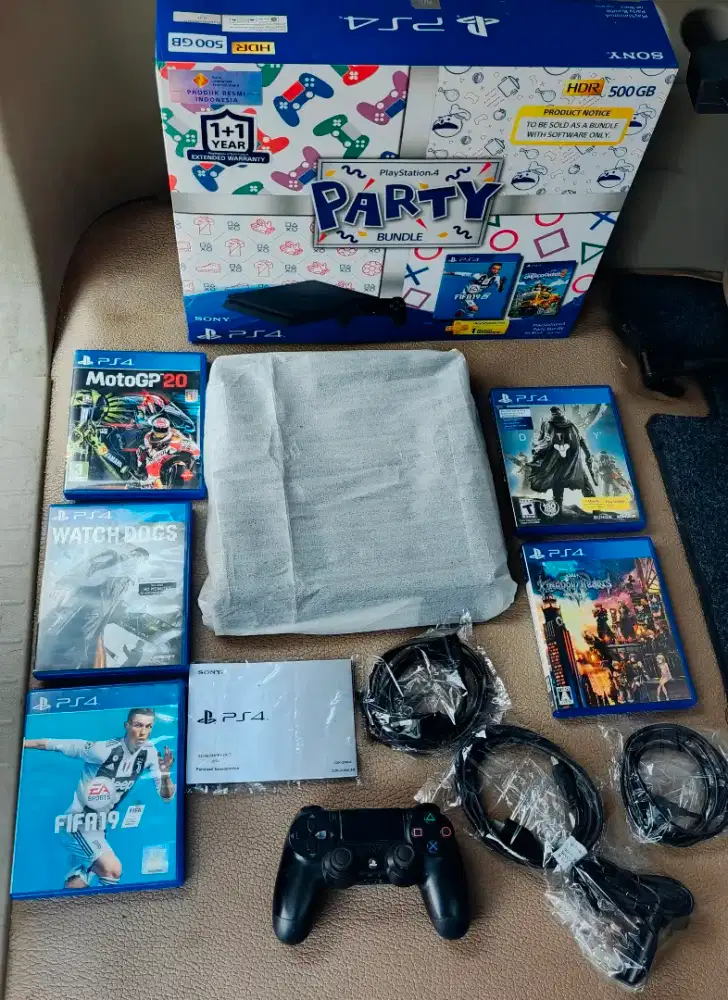 PlayStation 4 Slim Party Edition (RARE) CUH 2106A + 5 BD Games + Stik