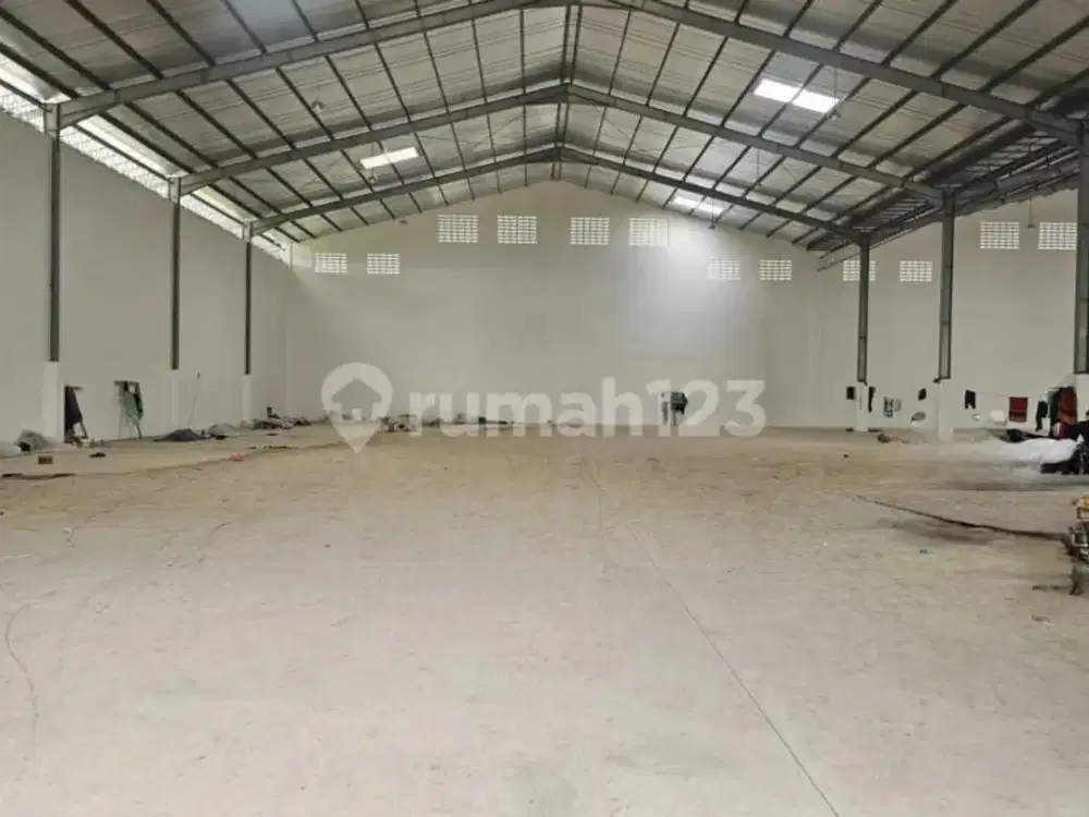 Disewakan Gudang Zona Industri Lokasi Ngaliyan, Semarang Luas 5600m2