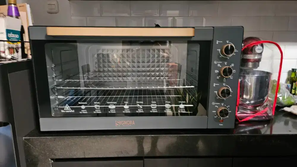 Oven De Braun merk Signora Baru