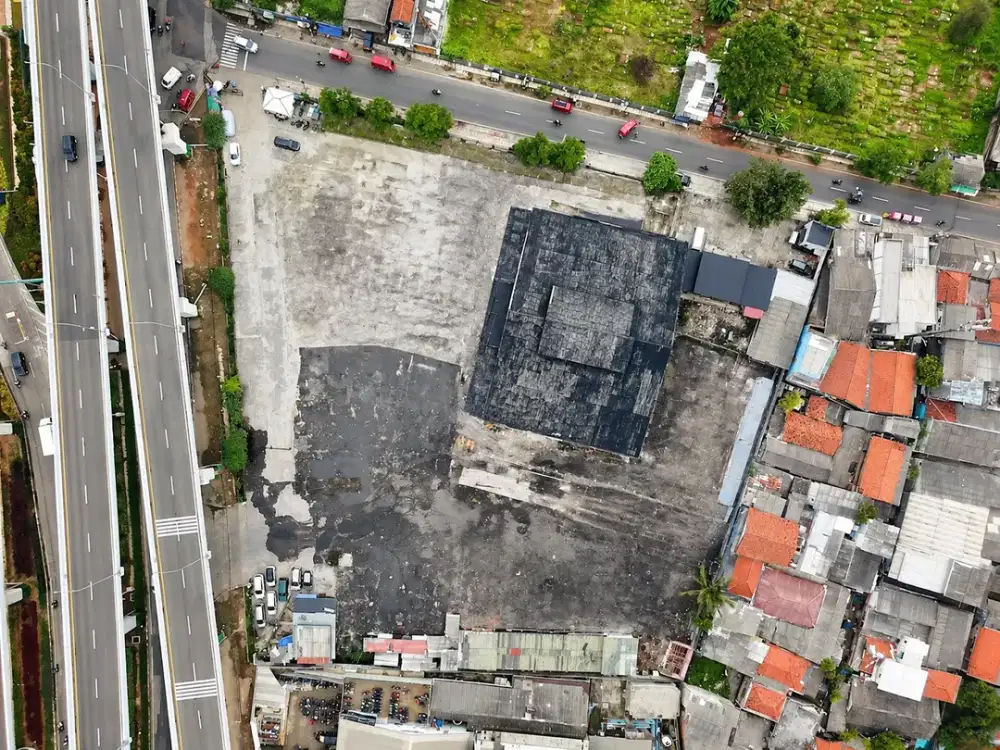 Gudang + Lahan 9.460 m² Akses Tol Dekat Area Strategis di Cakung