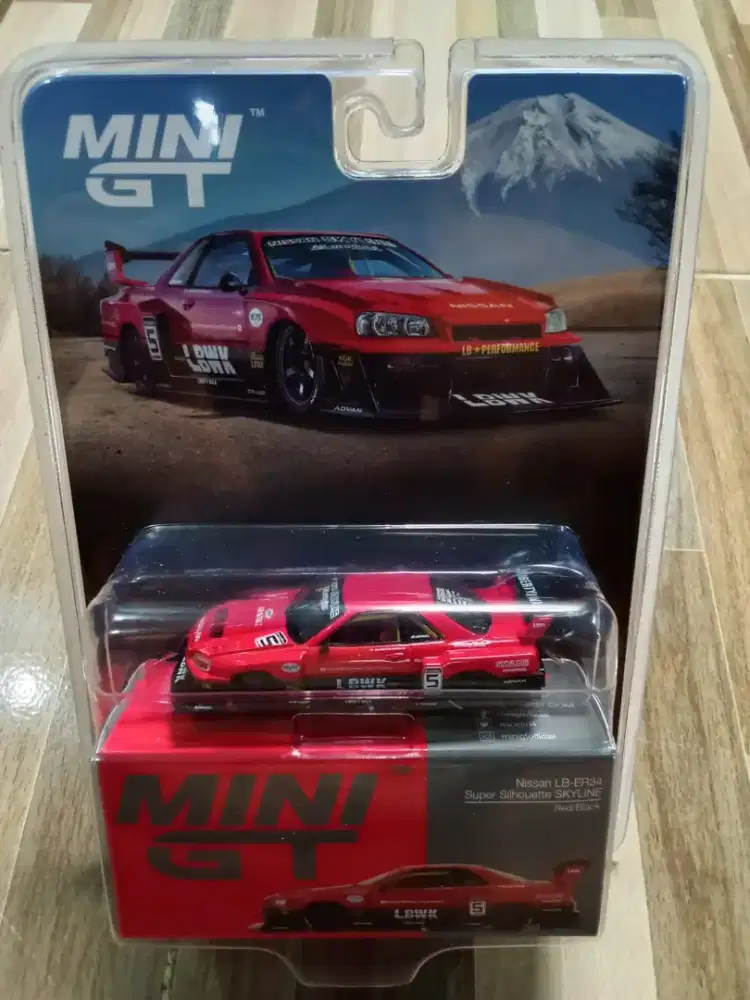 Mini GT Nissan Super Silhouette SKYLINE LBWK edition