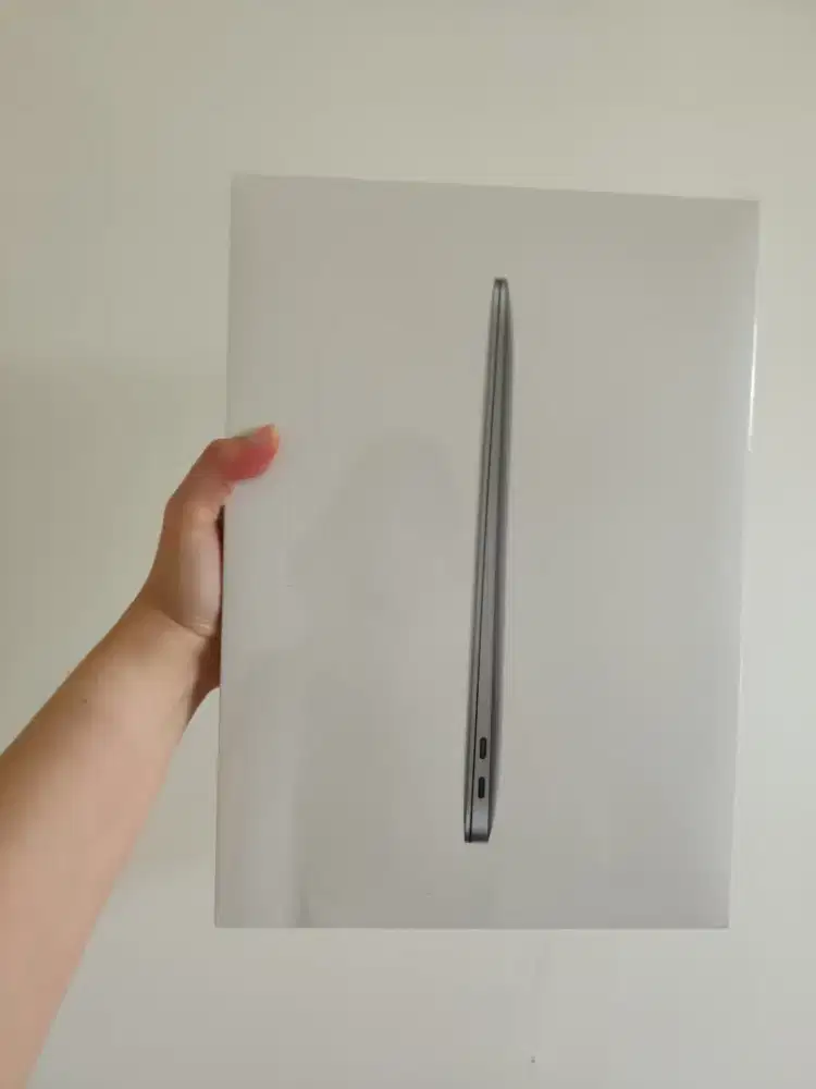 Di Jual Macbook Air -13 Inch