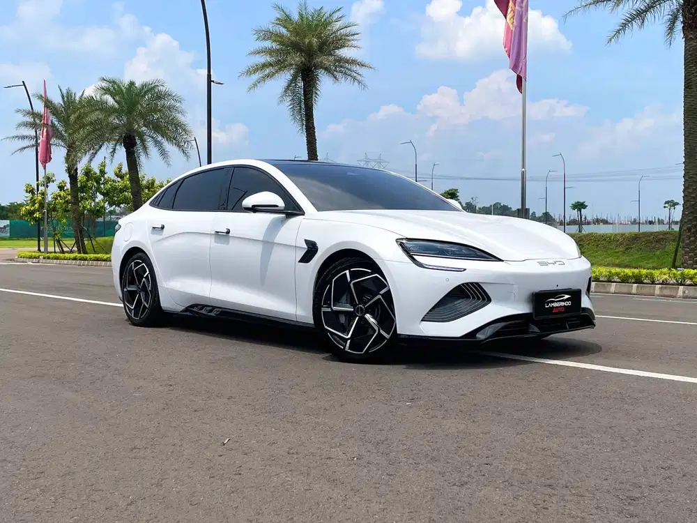 BYD SEAL PERFORMANCE AWD 3.8S 2024 PUTIH LIKE NEW 5RB KM !! 2025 EV