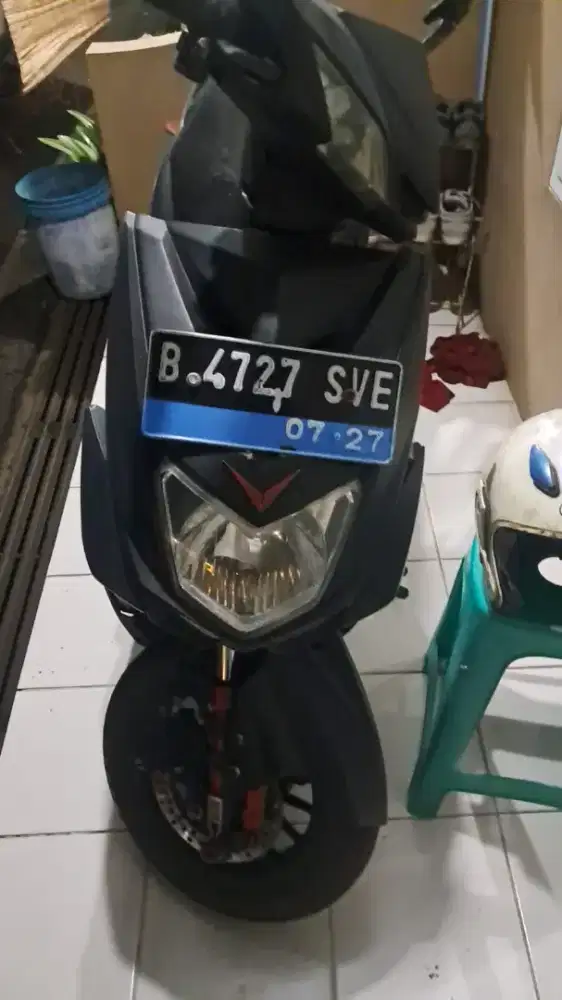 Volta 401 Hitam