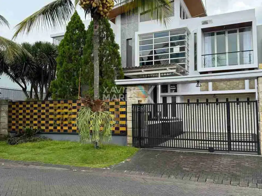 Djjual Rumah Mewah Full Furnished Plus Swimming Pool Di Cluster Greenwood Golf Kota Araya Malang