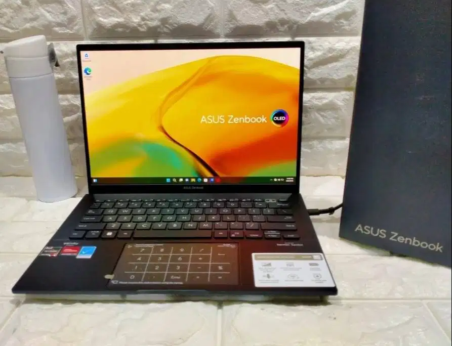 Asus Zenbook 14 oled UM3402YA-KM364W RYZEN 7 16GB/512GB BNIB *RTA