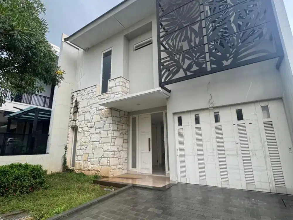 Baru Gress Rumah Pakuwon Indah Dekat Citraland - Harga bisa Nego