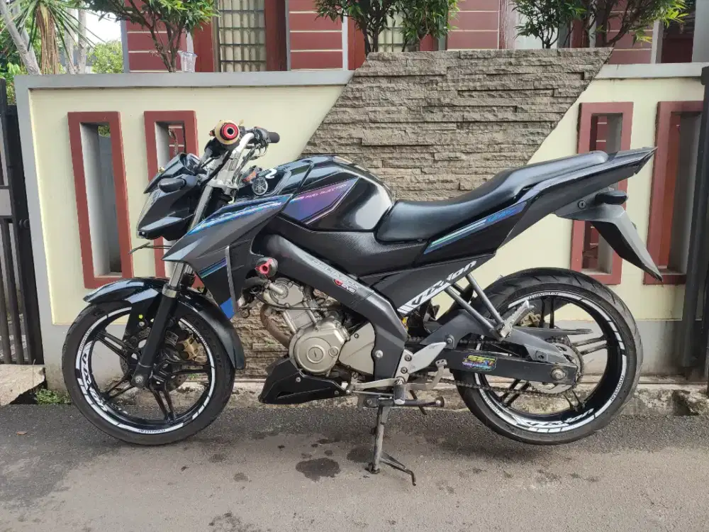 YAMAHA VIXION ADVANCE TAHUN 2015 JOS