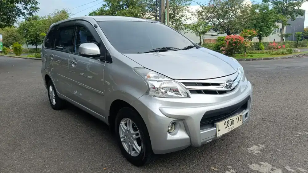 Xenia R Sporty Automatic 2013 (Airbags) ISTW