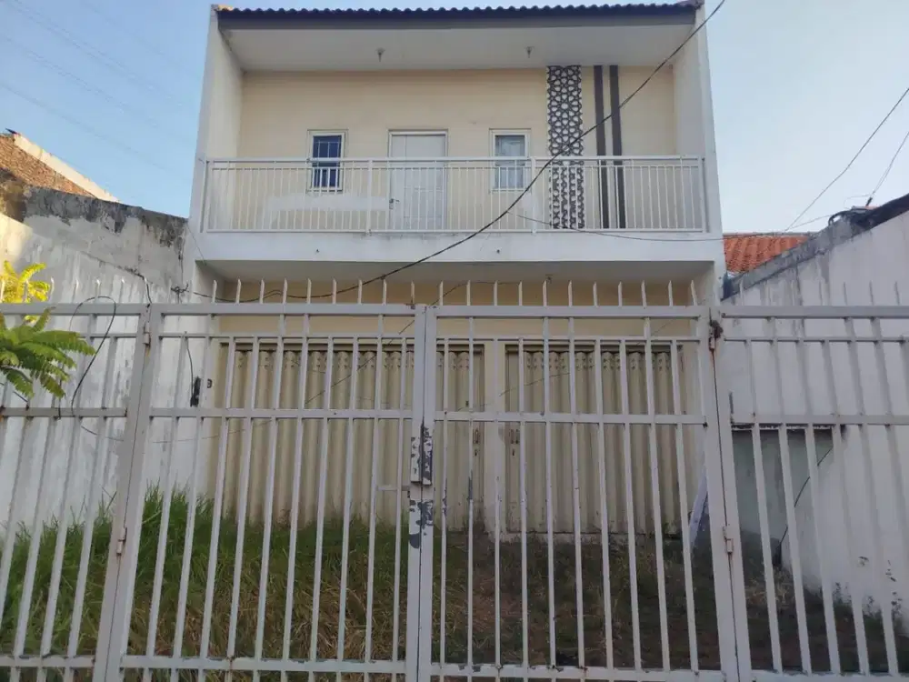 Rumah Dijual di Donokerto – Hitung Tanah, Sangat Cocok untuk Renovasi atau Bangun Baru