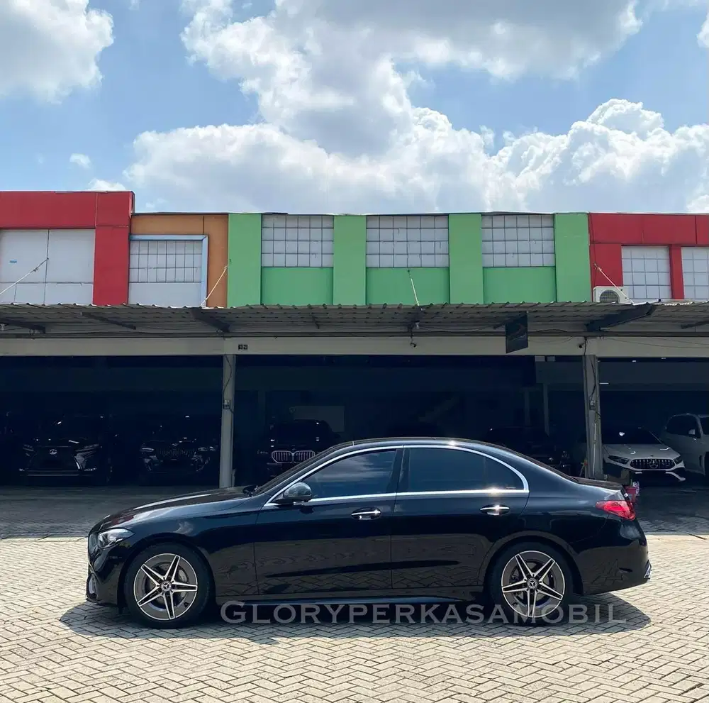 Mercedes Benz C300 AMG 2023/ 2024 KM 3rb ANTIK Mercy C300 C 300