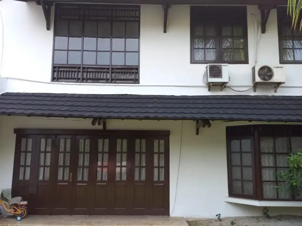 Dijual Rumah Bagus Jl. Punai Sektor 2 Bintaro