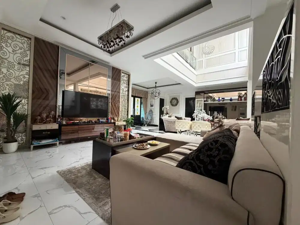 RUMAH MEWAH LUXURY STRATEGIS DI CLUSTER BUAHBATU KEAMANAN 24JAM DEKAT PINTU TOL BUBAT BANDUNG