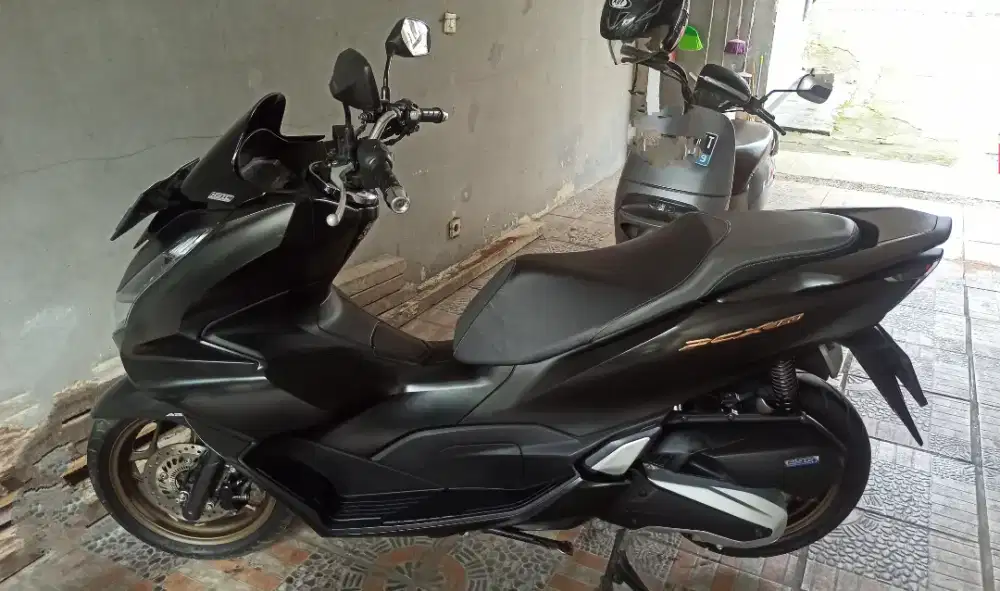 PCX ABS tahun 2023 registrasi 2024 mulus pajak panjang