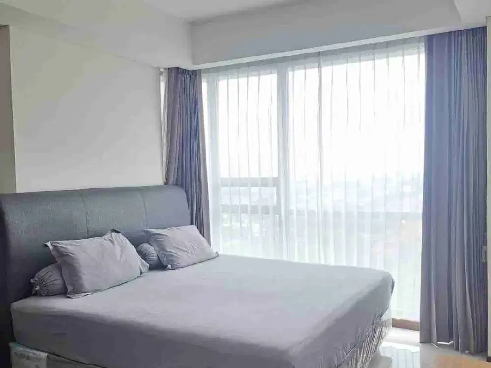 St Moritz Penthouse And Residence 2BR Furnished Size 96m