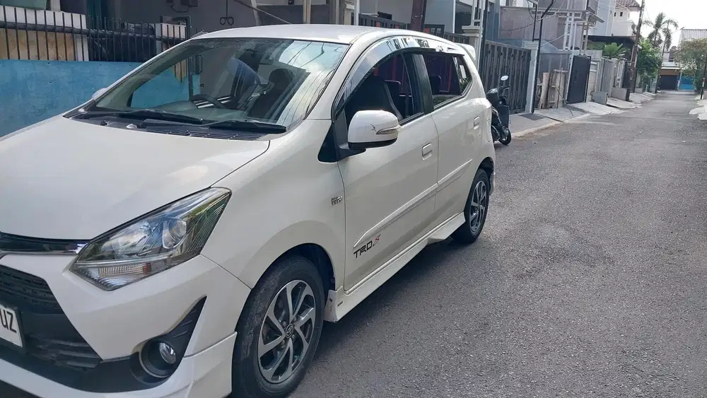 Toyota Agya 1.2 s trd at 2019 Bensin