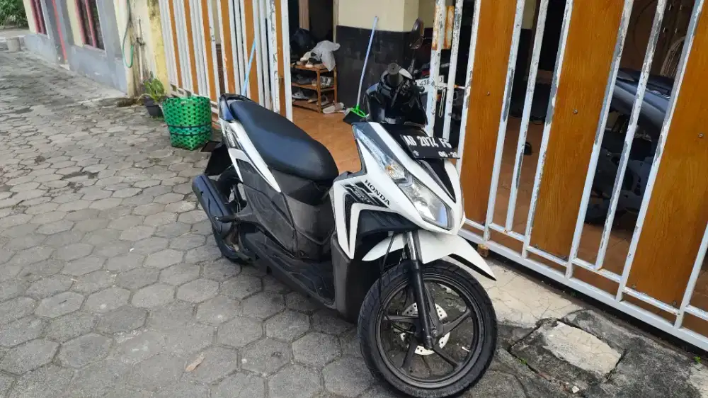 Jual vario 2011 plat AB