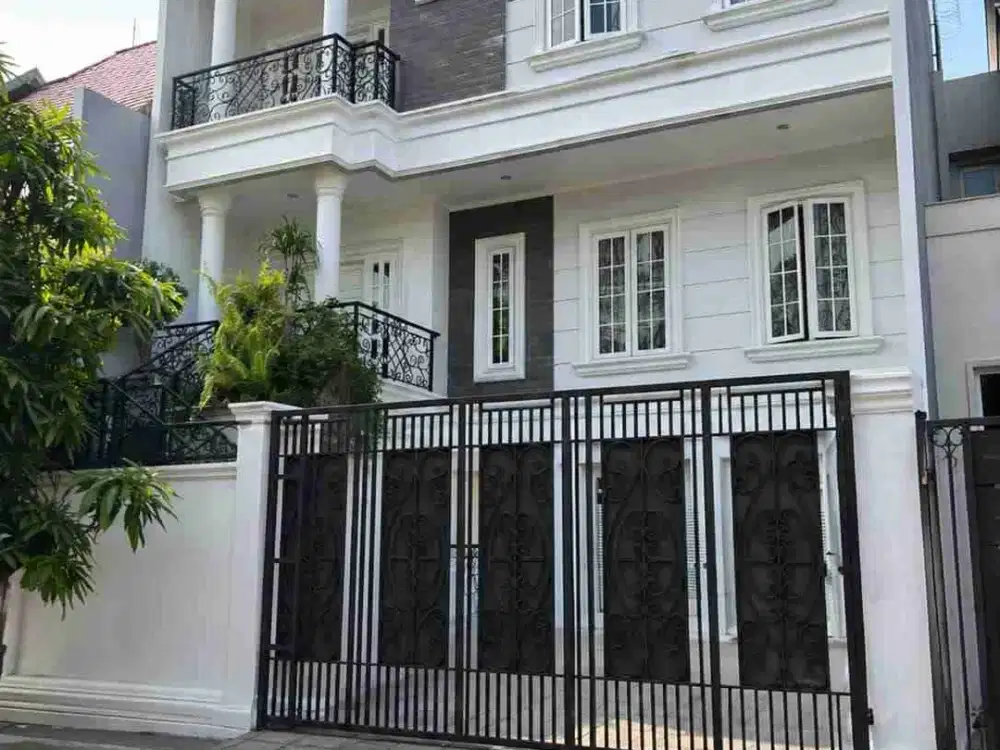 Dijual Rumah Bagus 3 Lantai di Bintaro Jaya Sektor 3