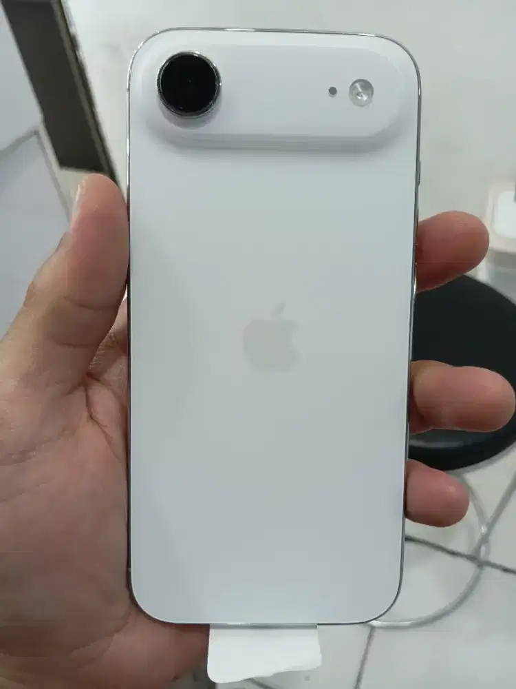 iPhone 17 Air 256gb iBox Garansi ON sampai Januari 2027