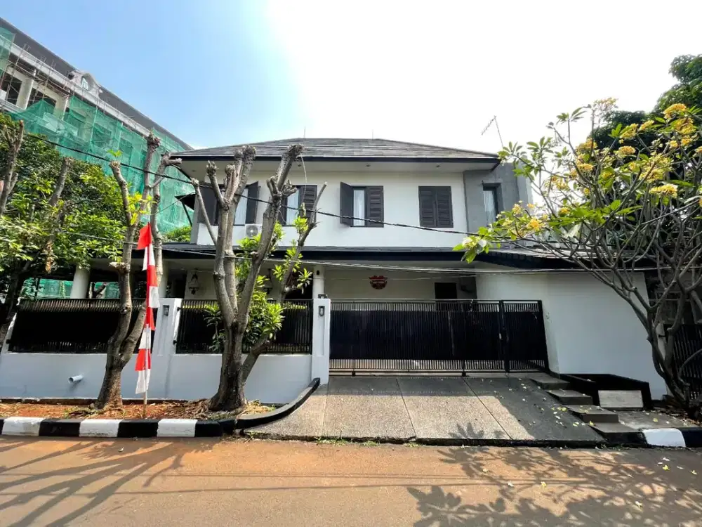 Rumah Mewah Dijual Siap Huni di Lebak Bulus - Jakarta Selatan