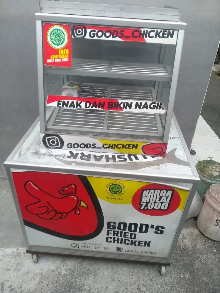 Etalase ayam fried chicken + meja bekas