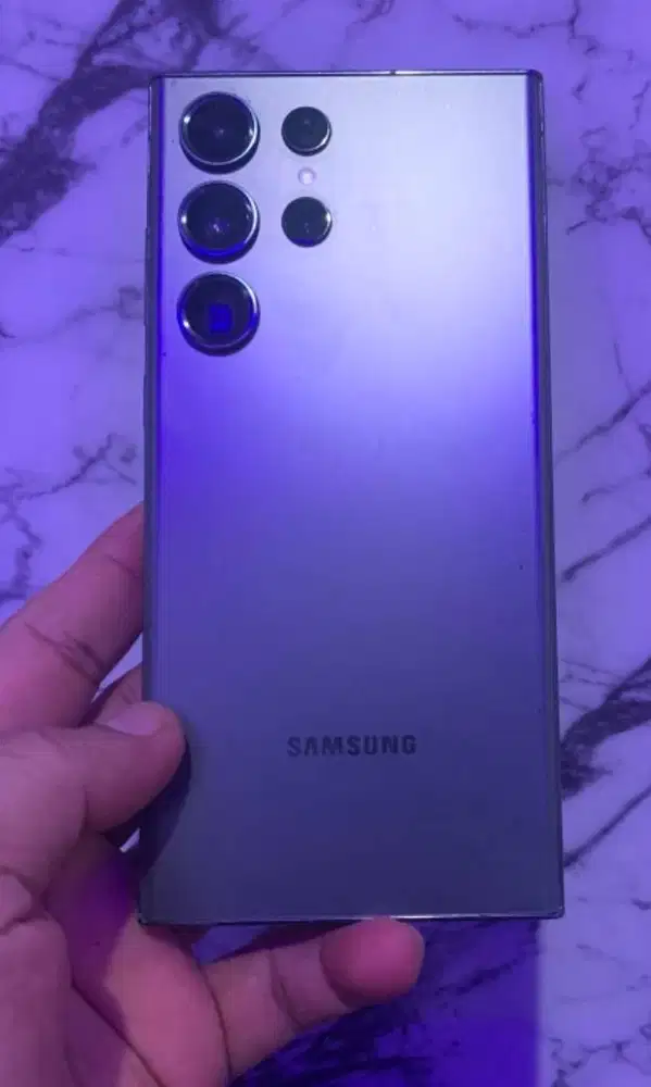 Samsung s23 ultra pemakaian baru 7 bulan jual cepat