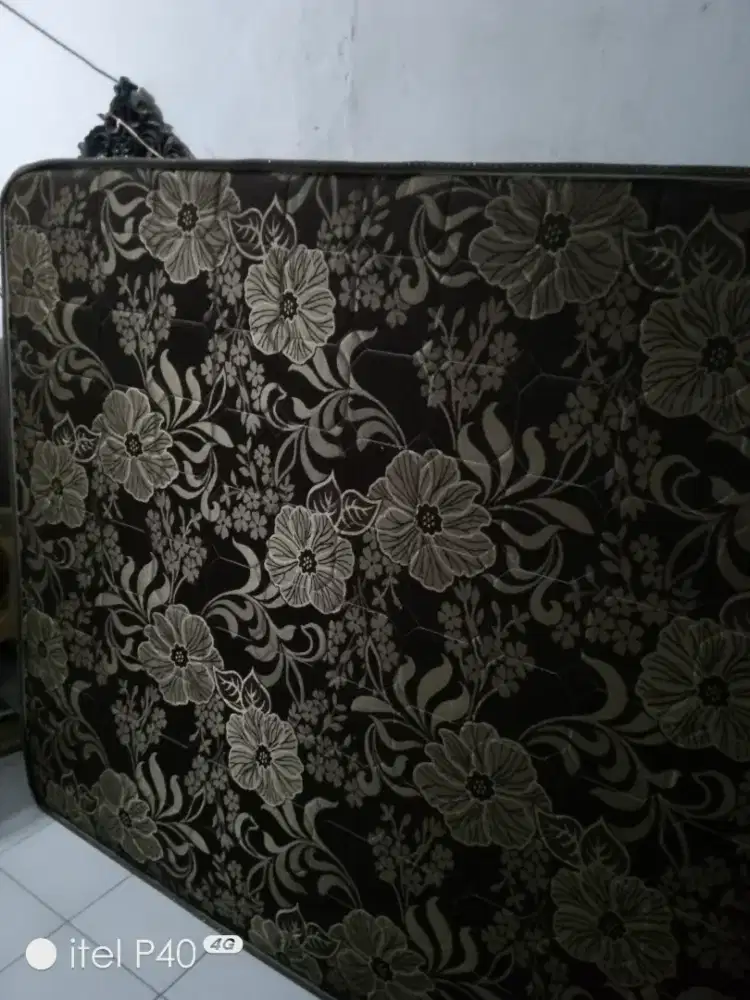 Kasur spring bed