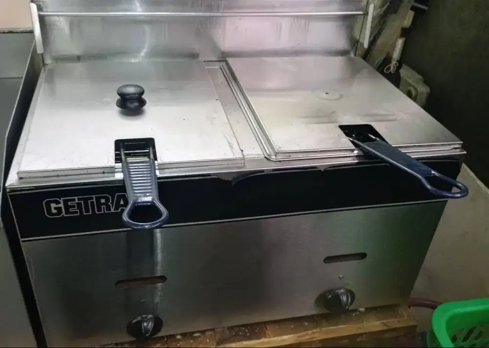 Deep Fryer 2 Tungku Bekas Restoran – Jual Murah Hanya Rp. 900.000 !