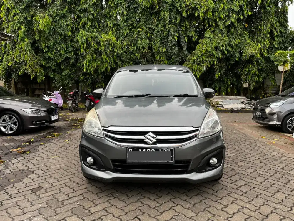 DP PROMO 5JT SUZUKI ERTIGA GL MT 2017 STEEL GREY RARE !!