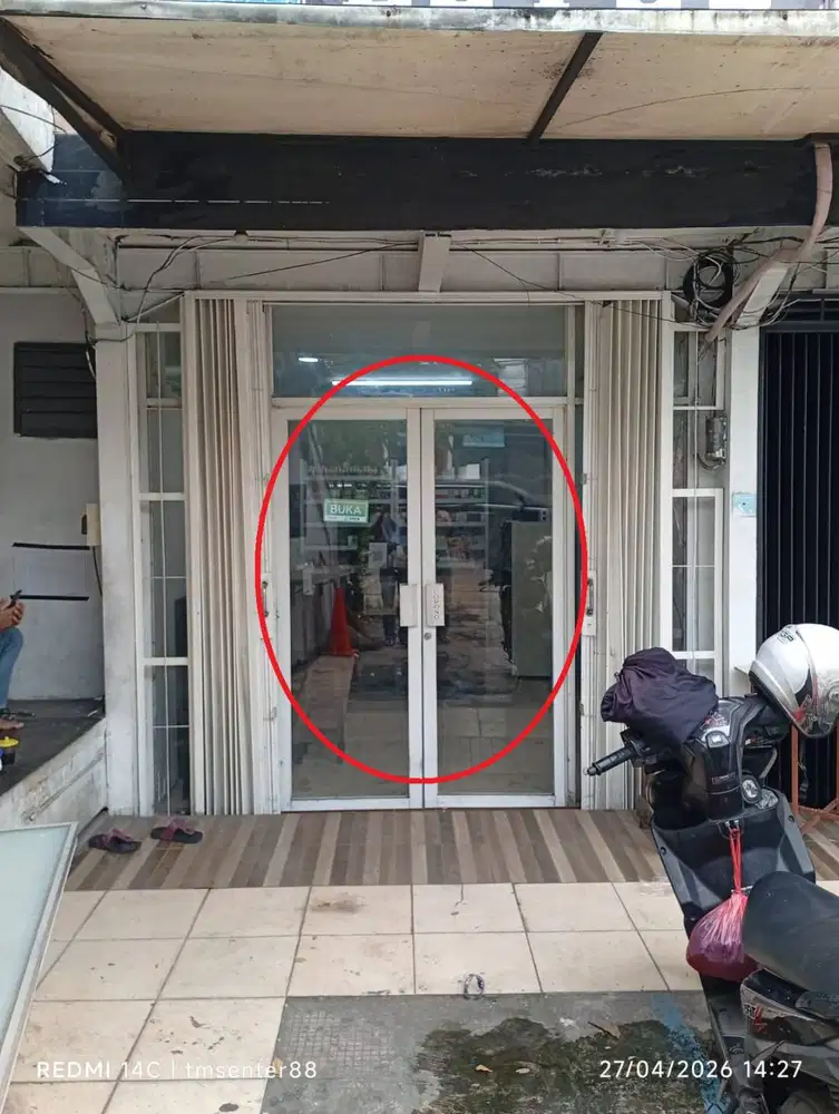 Dikontrakan sewa Toko, Kontainer Box, Kios booking, rooftop