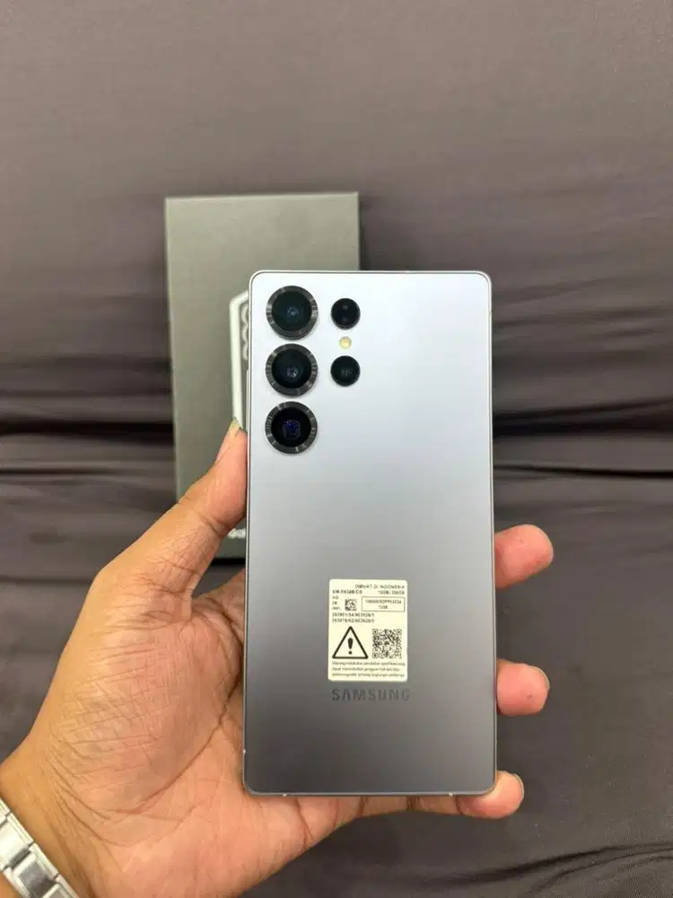 Samsung S25 Ultra 12 / 256