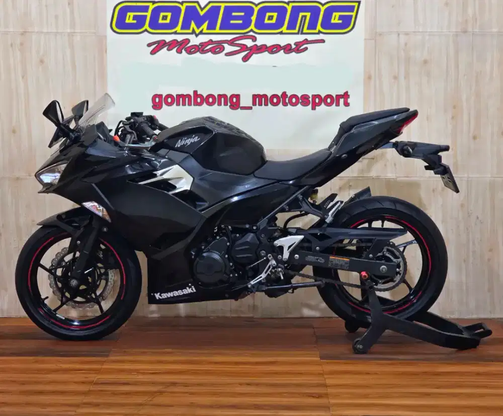 NINJA 250 FI LED 2019