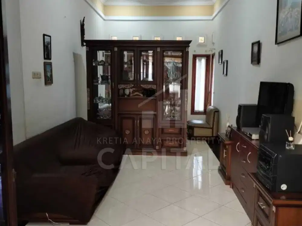 RUMAH SIAP HUNI DI KOMPLEK MEGA BRATA MARGACINTA BANDUNG