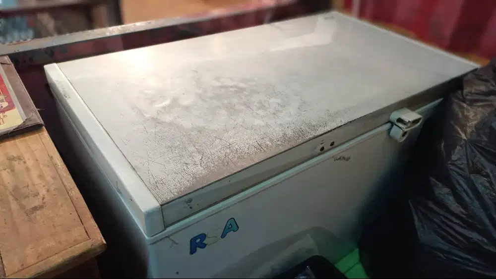 Freezer 1 Pintu Bekas Restoran - Jual Murah Hanya Rp. 2.250.000 !