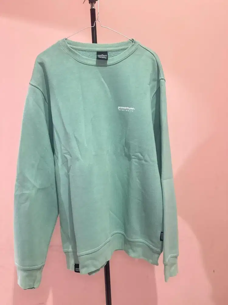 Sweater cn groove M fit L