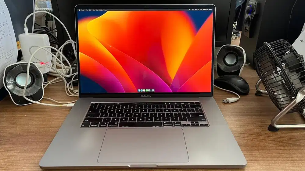 Macbook Pro 2019 16inch RAM 32GB 512GB