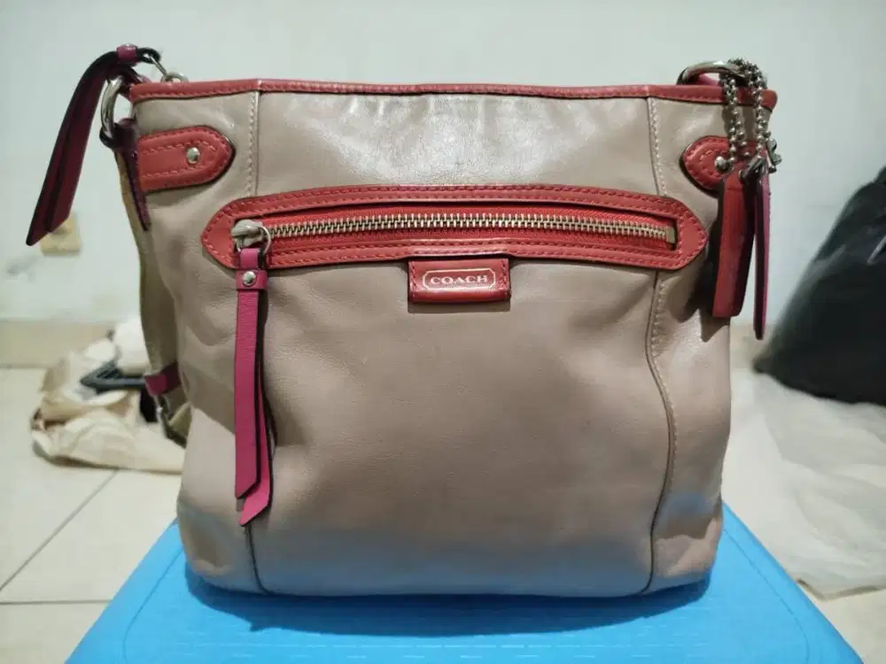 100-A Preloved Tas Coach Daisy Spectator Bag ORIGINAL