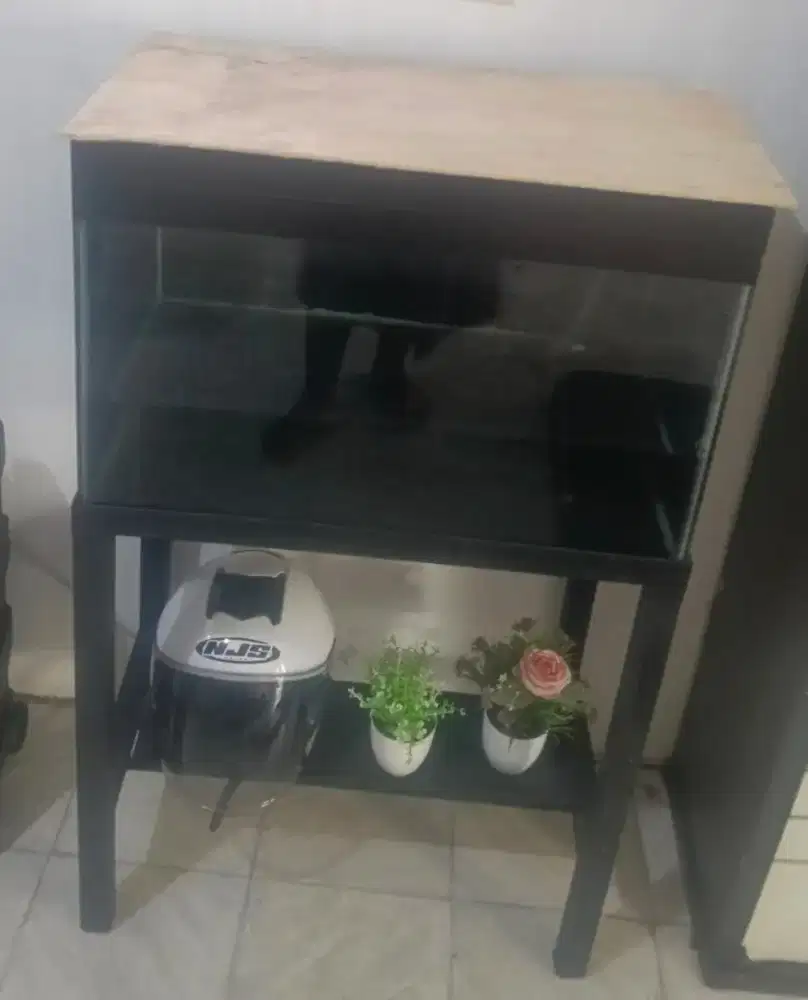 Aquarium + rak bonus aquarium lagi