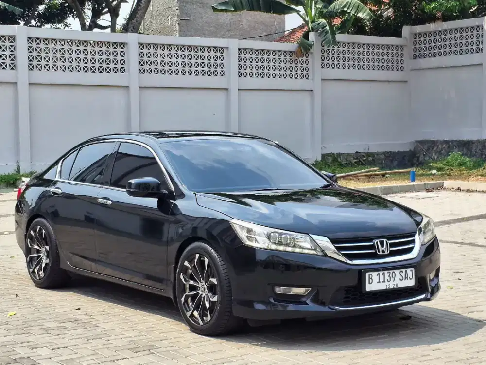 Honda Accrord VTIL 2.4 Automatic 2013 Bensin Hitam Metalik