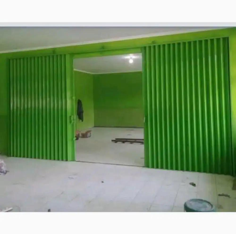 Rolling door, folding gate