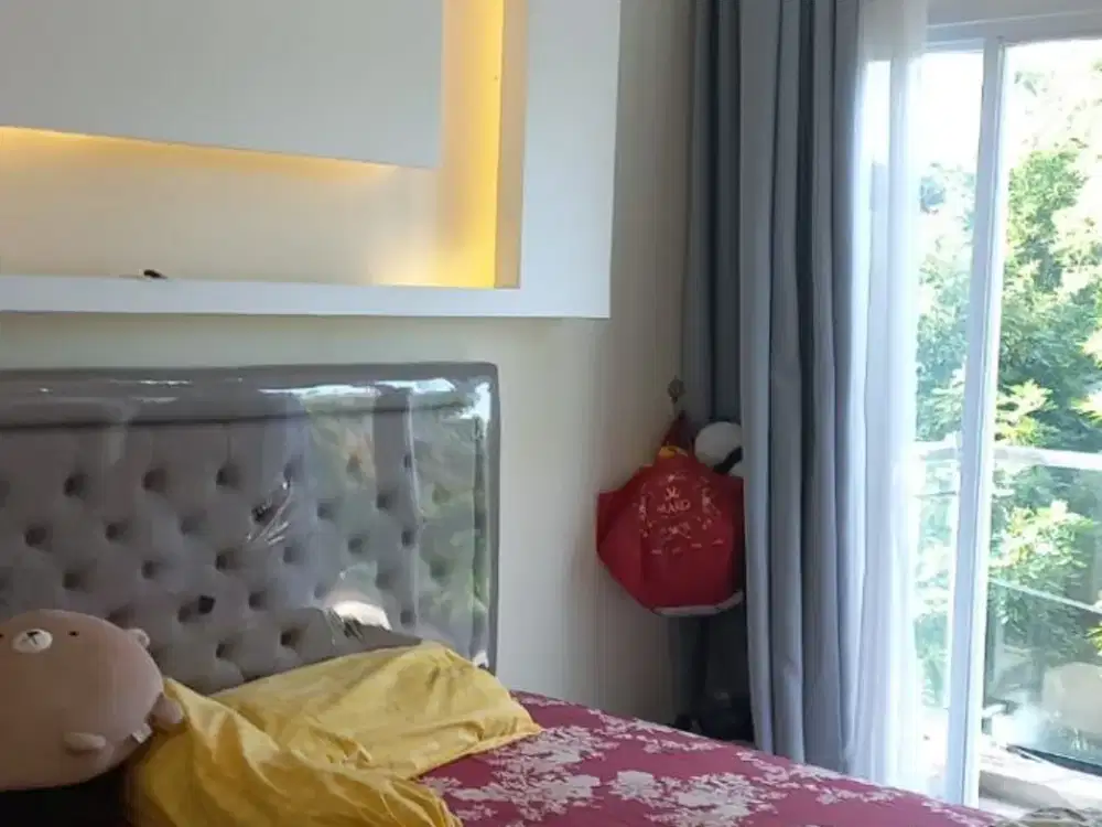 Rumah 2 Lantai Full renovasi di Kota Harapan Indah, Bekasi