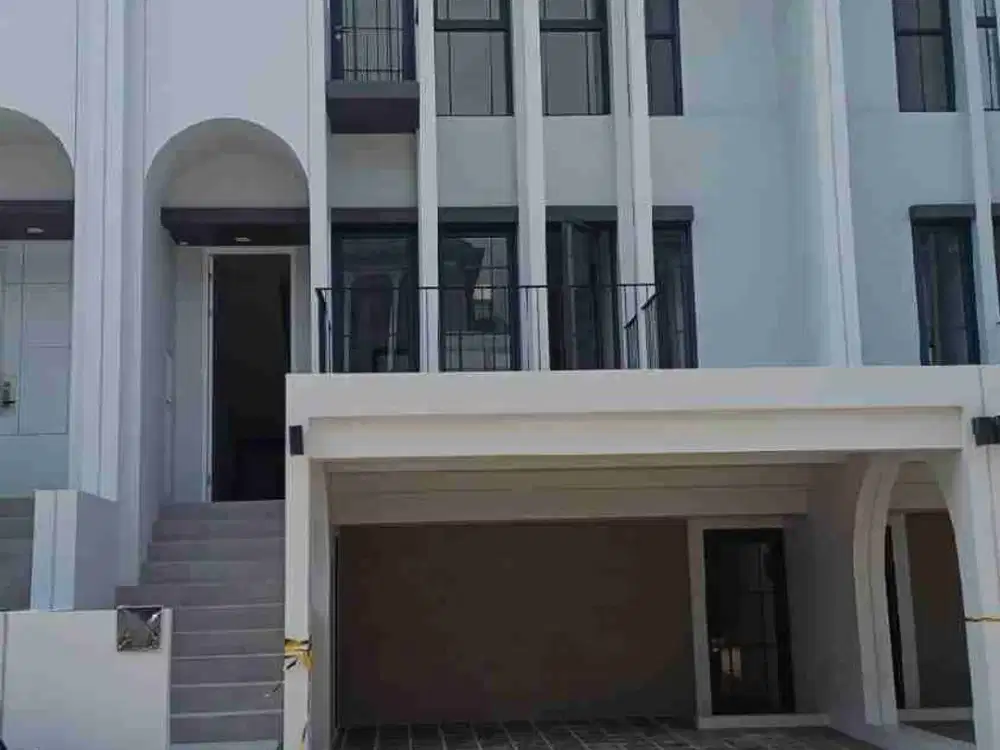 JUAL CEPAT! RUMAH 3 LANTAI AETHER BSD – 3,4M NEPIS, SIAP INVESTASI & DEKAT SPORT CLUB