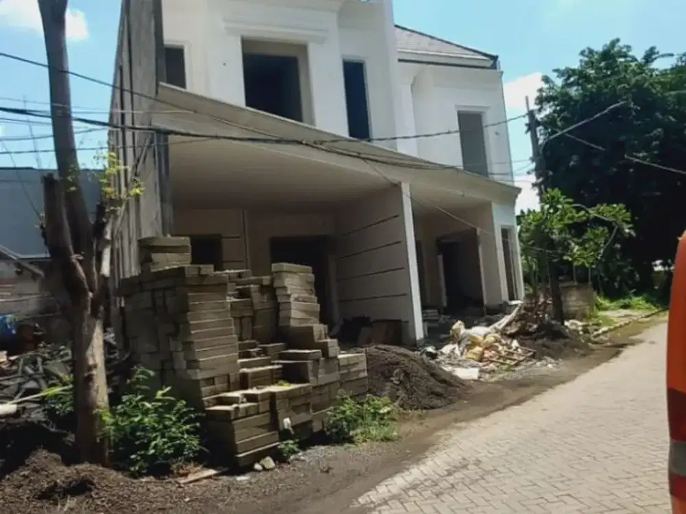 DIJUAL RUMAH BARU MODERN – SARONOJIWO ESTATE   Panjang Jiwo – Tenggilis Mejoyo, Surabaya