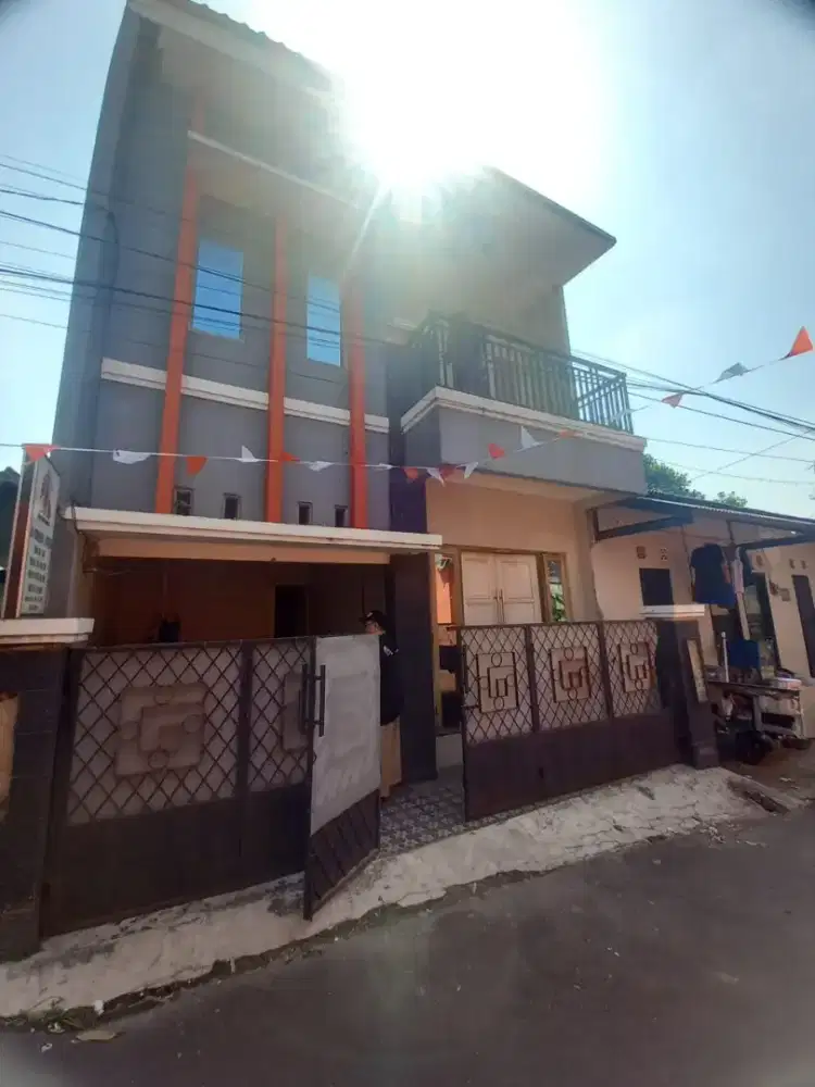 Jual rumah seken 2lantai
