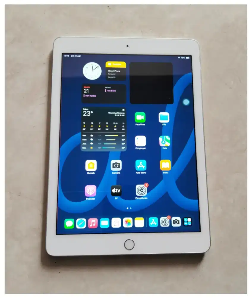iPad Gen 6th Wi-Fi 32GB Normal Mulus banget (minus dikit)