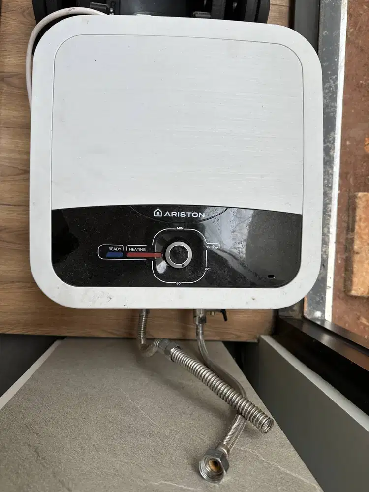 Ariston Water Heater Andris2 RS 15 Liter 350 Watt