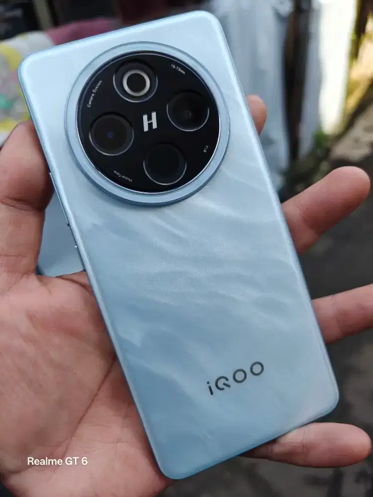 Iqoo Z10 5G White Snapdragon 7S gen 3 Lkp garansi Desember 2026