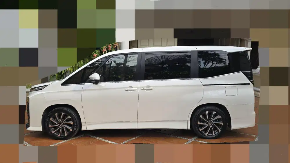 Toyota Voxy 2022 Bensin