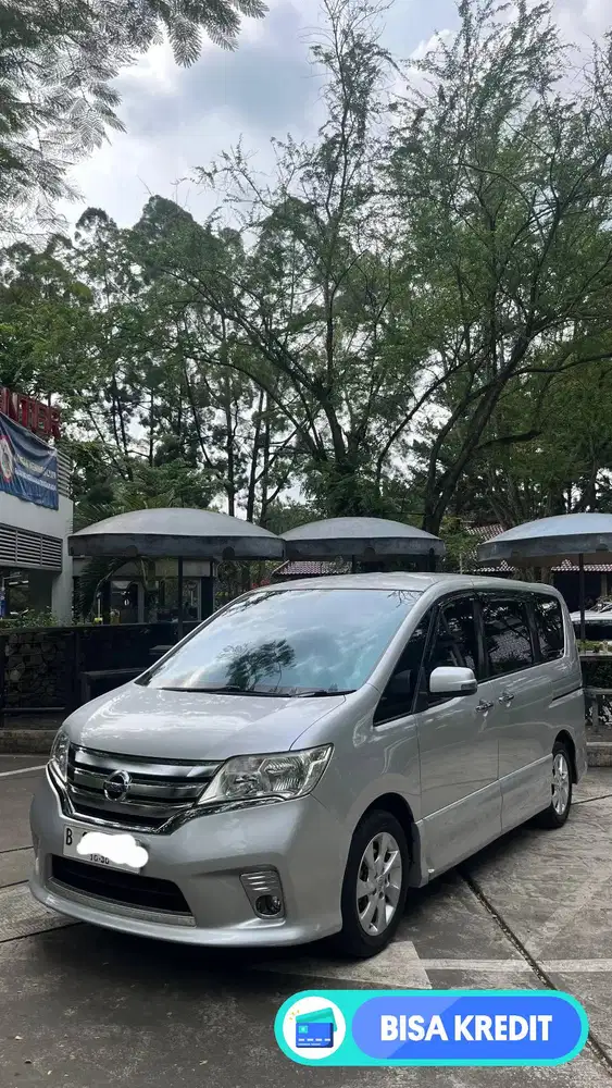 Nissan Serena Highway Star 2013